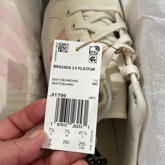 NWT Adidas Bravada 2.0 Platform Skateboard Sneaker Size W9 - Picture 7 of 9